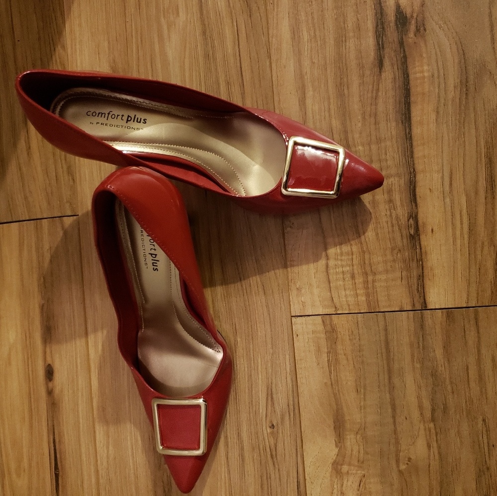 Ladies heels SOLD